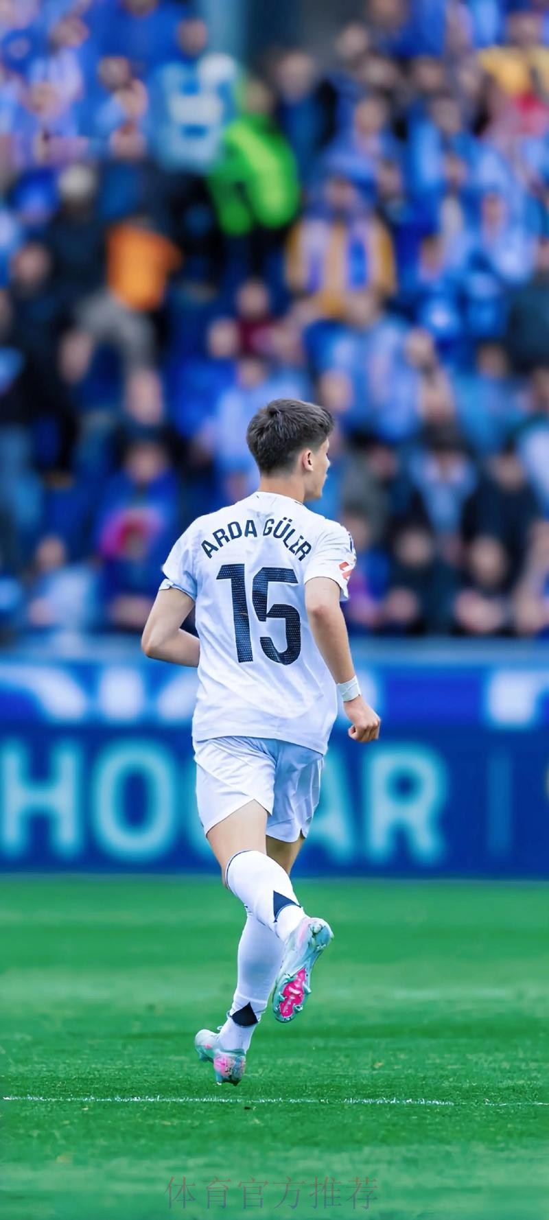 西媒:卡马文加假期苦练 希望能占据首发一席之地